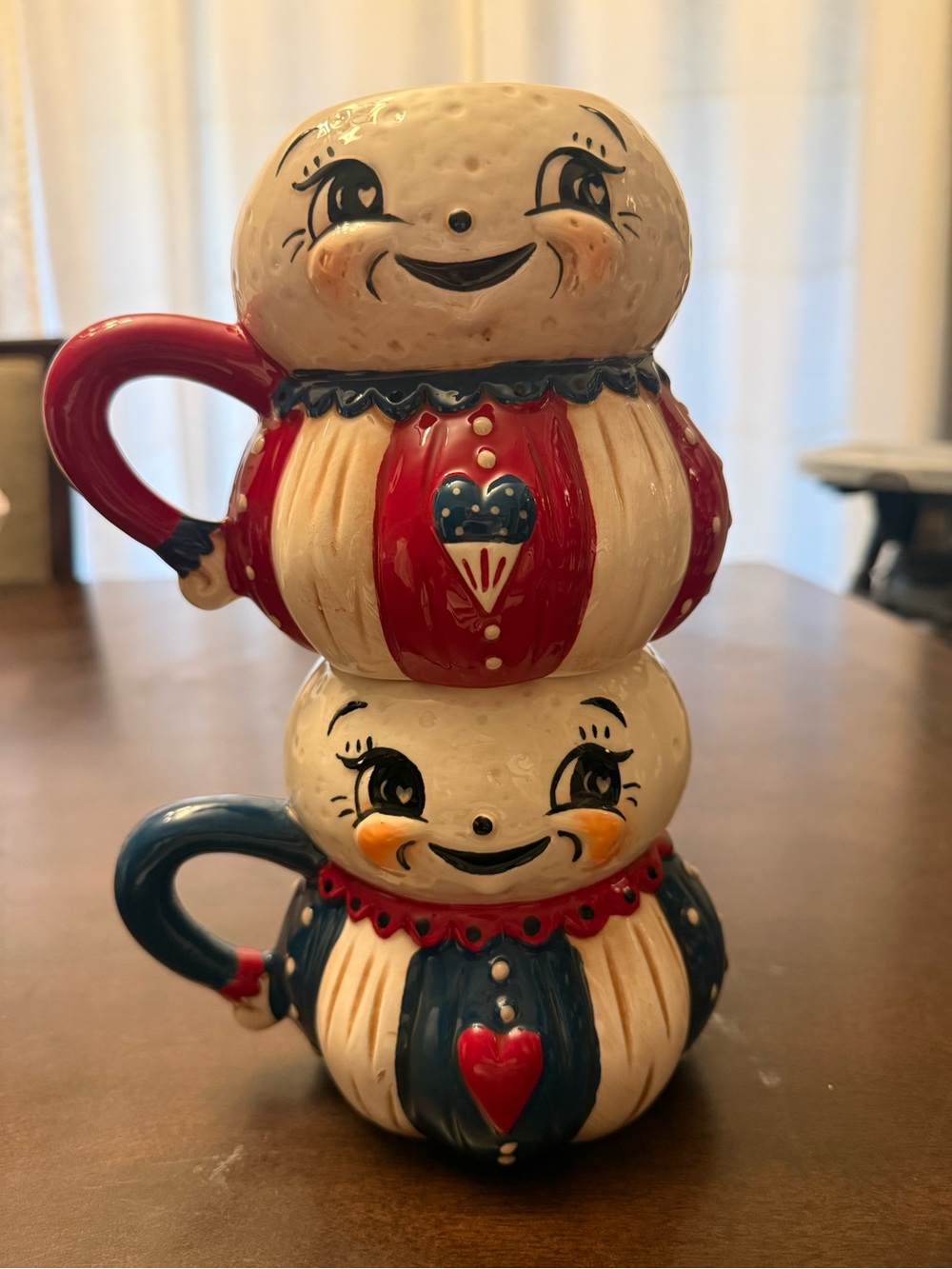 Vintage-Inspired Johanna Parker patriotic mug set